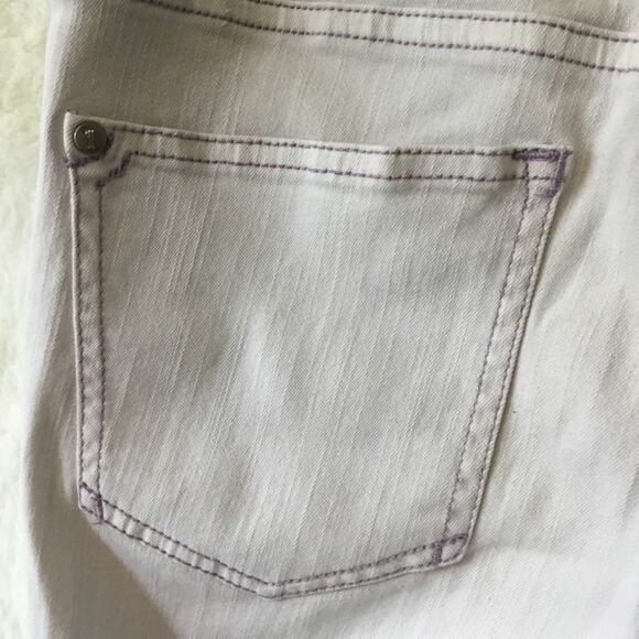 Pilcro and the Letterpress Lavender-Gray Fit/Stet Jeans - Picture 15 of 16